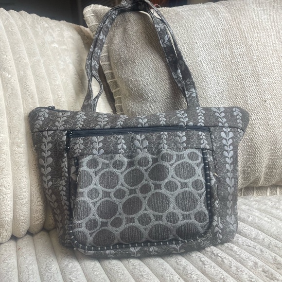 Maruca Patterned Gray Tote Bag with Front Pocket - Women's Everyday Carry - Picture 4 of 8